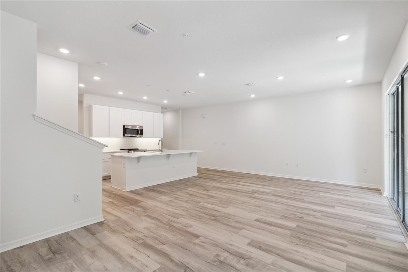 Image 2 of 8 For 5281 Luisa Court