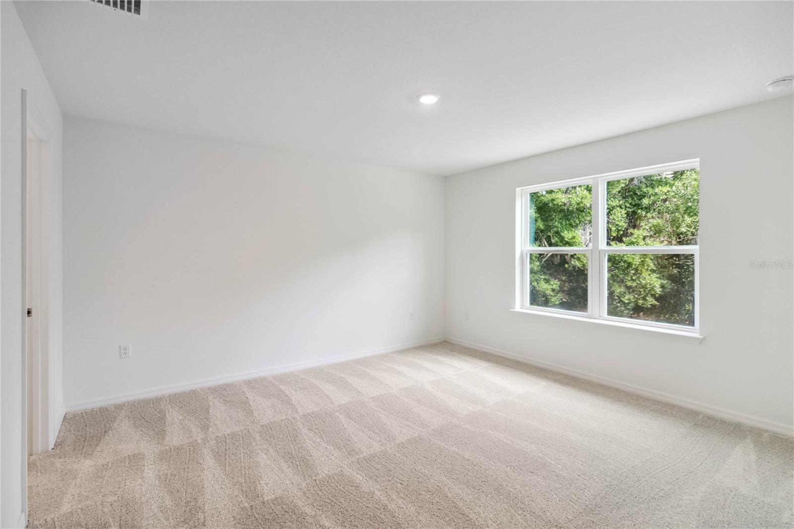 Image 6 of 8 For 5281 Luisa Court