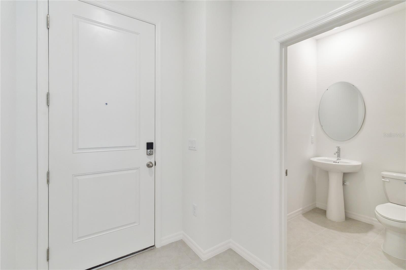 Image 8 of 19 For 5285 Luisa Court