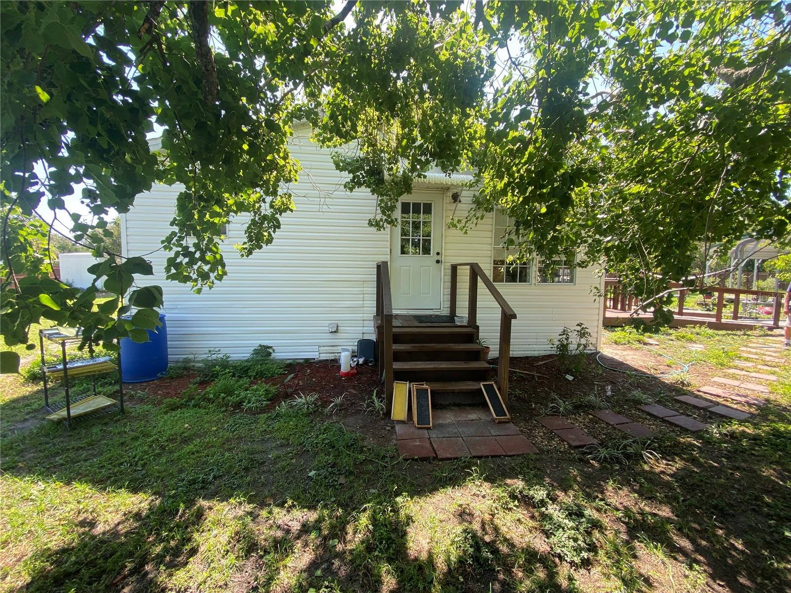 Image 14 of 30 For 9801 Upland Drive