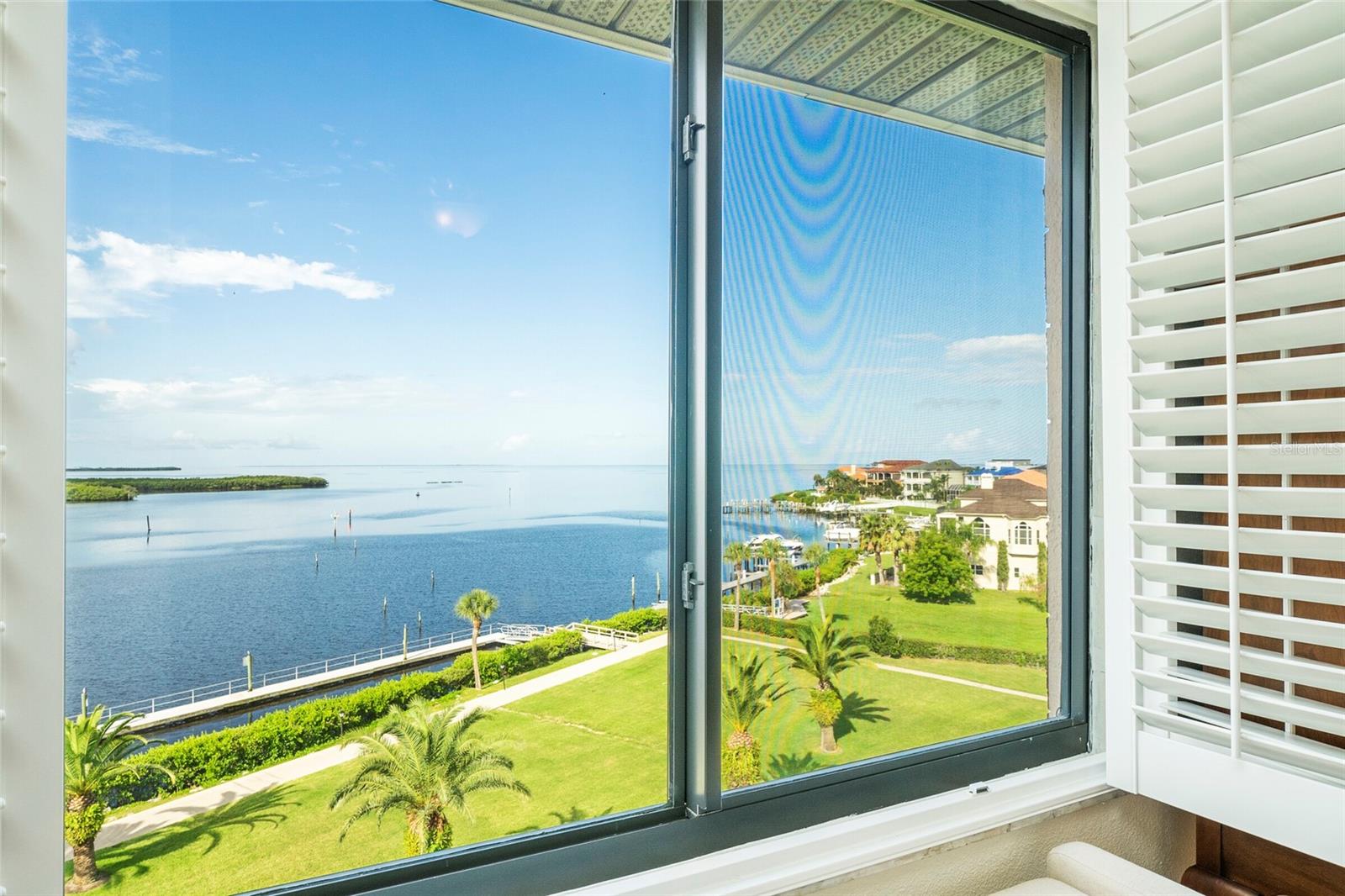 Image 20 of 59 For 4550 Bay Boulevard 1256