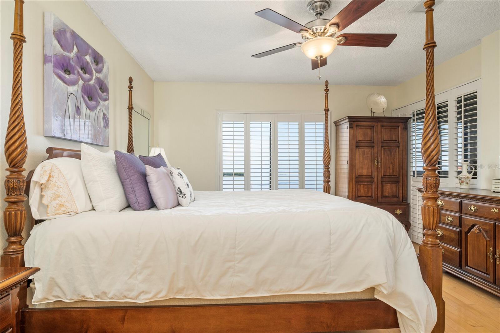 Image 22 of 59 For 4550 Bay Boulevard 1256