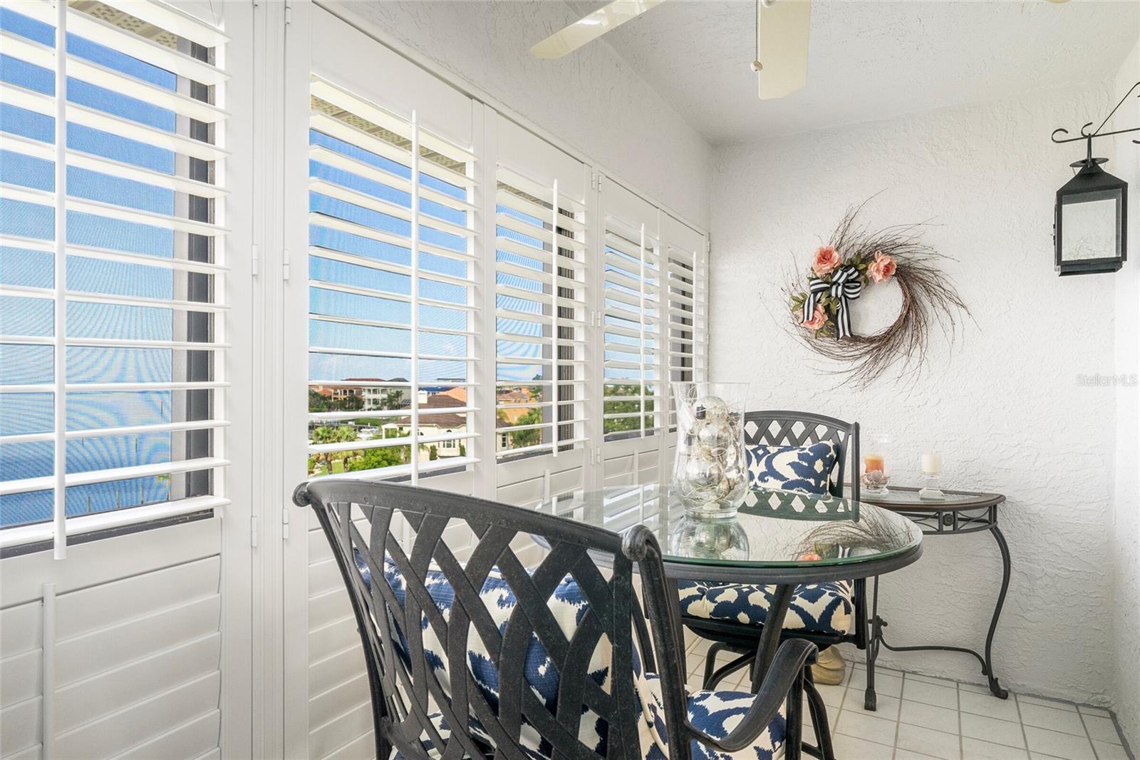 Image 31 of 59 For 4550 Bay Boulevard 1256