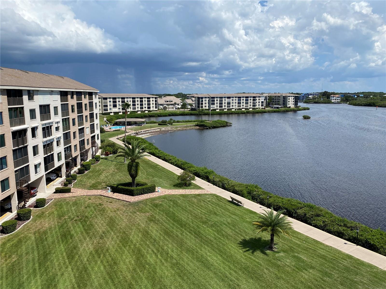 Image 36 of 59 For 4550 Bay Boulevard 1256