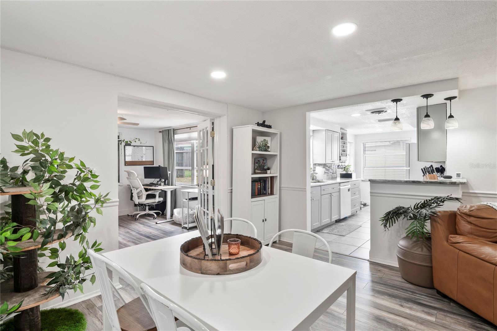 Image 18 of 57 For 5321 Mosaic Drive