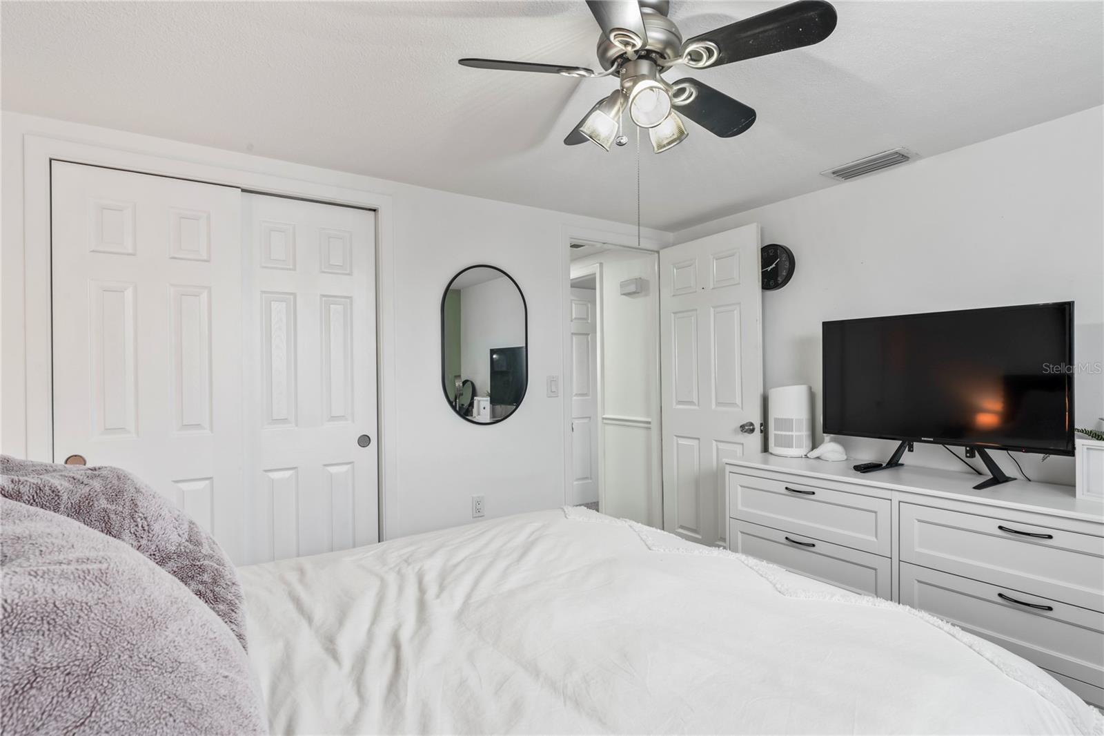 Image 31 of 57 For 5321 Mosaic Drive