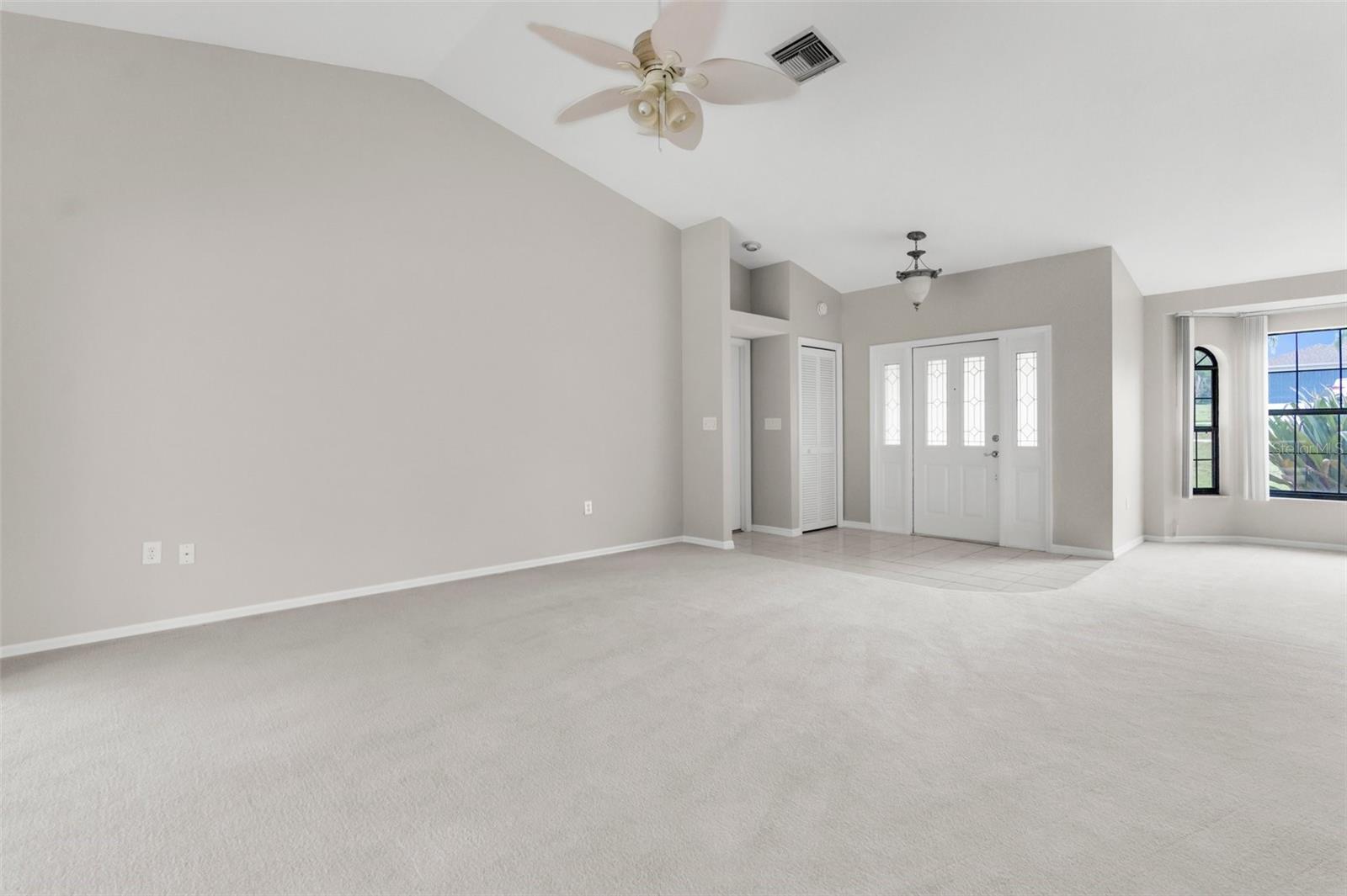 Image 7 of 37 For 13125 Jessica Drive