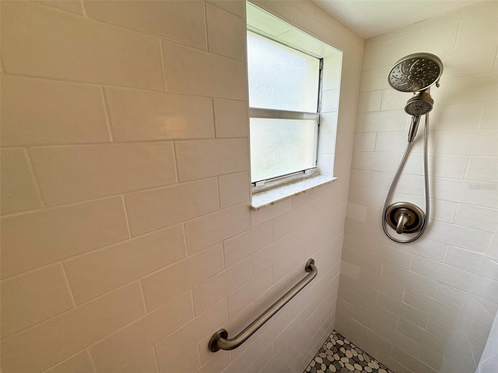 Image 28 of 33 For 4702 Portland Manor Drive