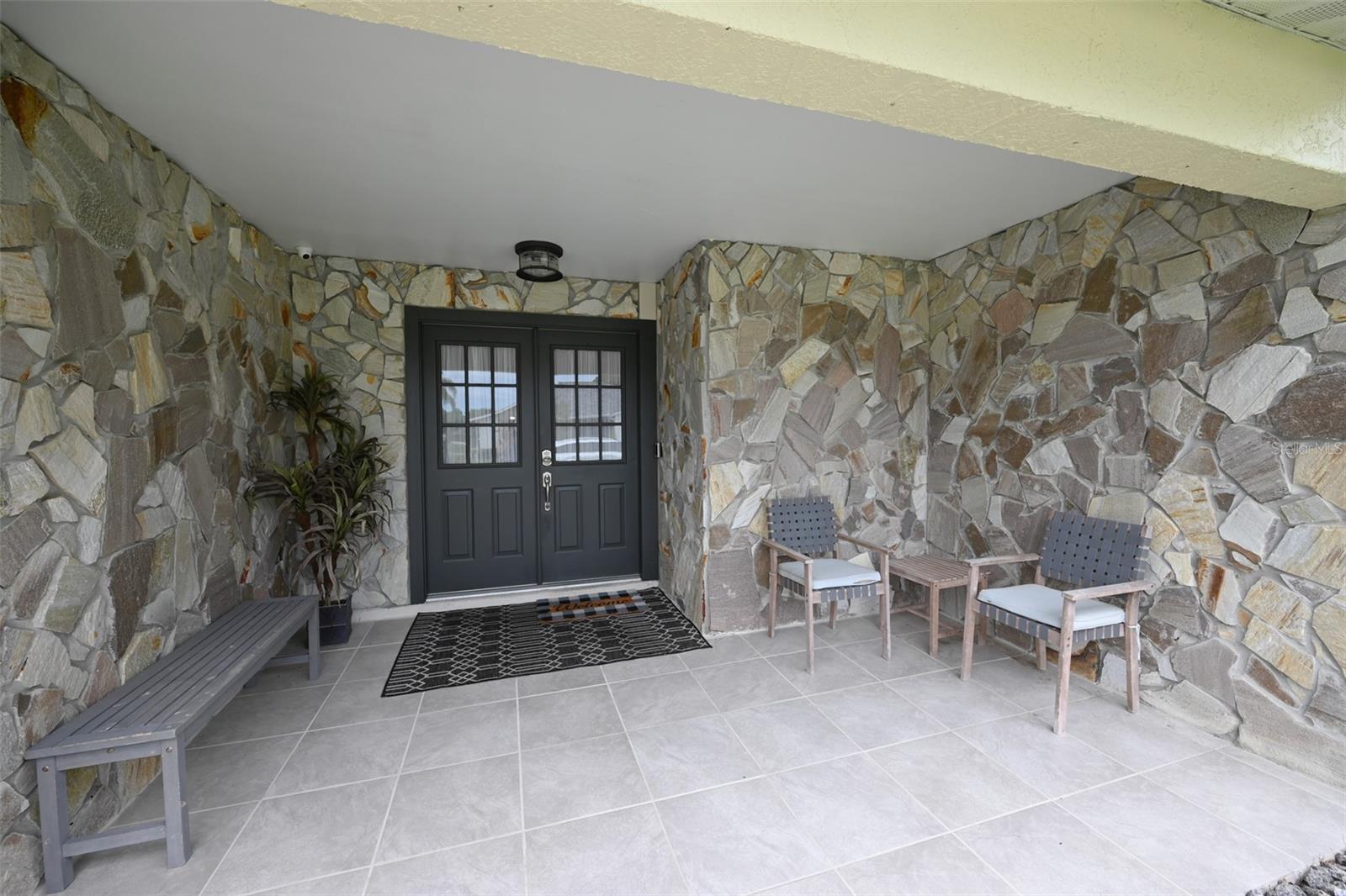 Image 3 of 33 For 4702 Portland Manor Drive