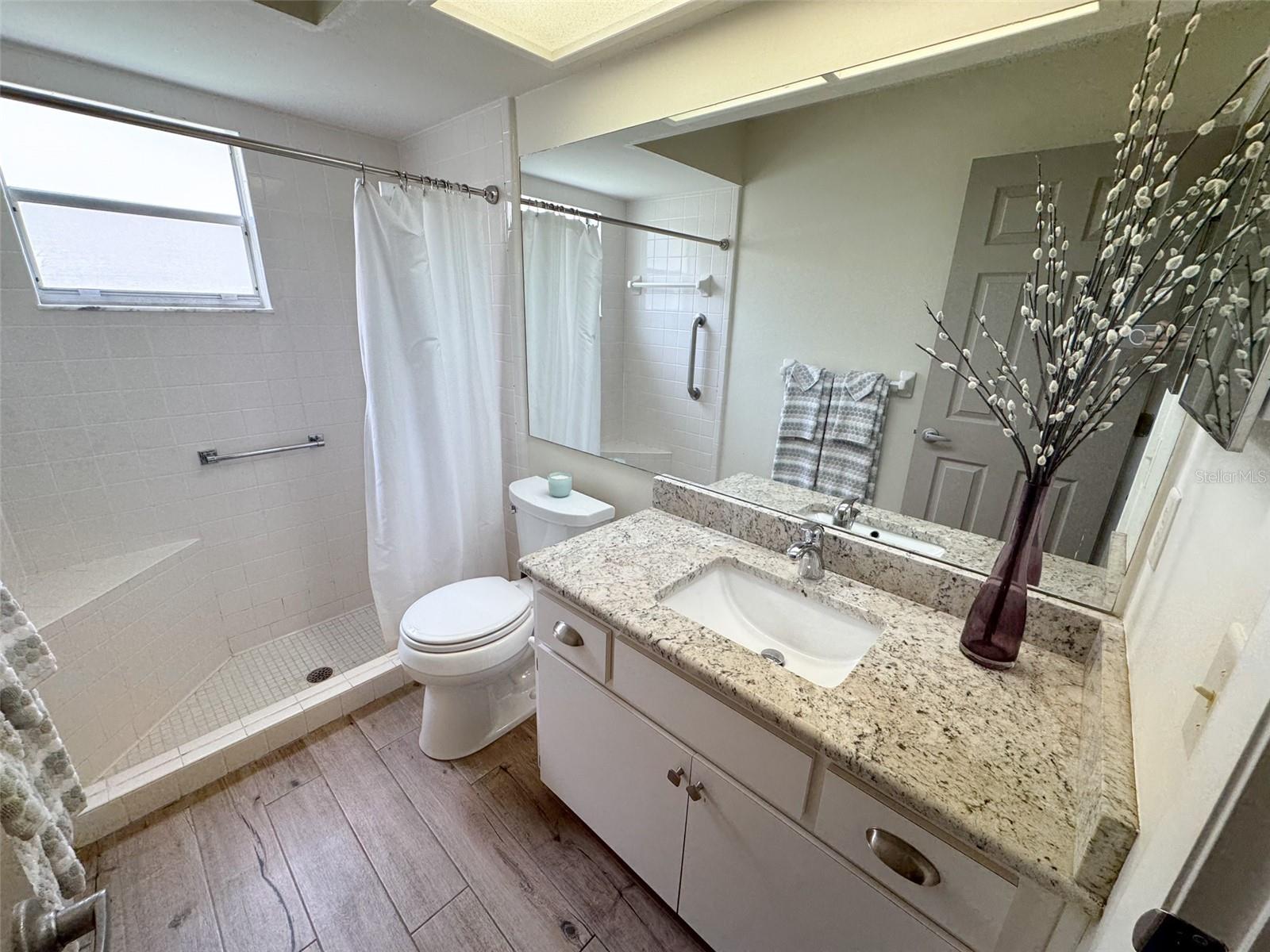 Image 31 of 33 For 4702 Portland Manor Drive