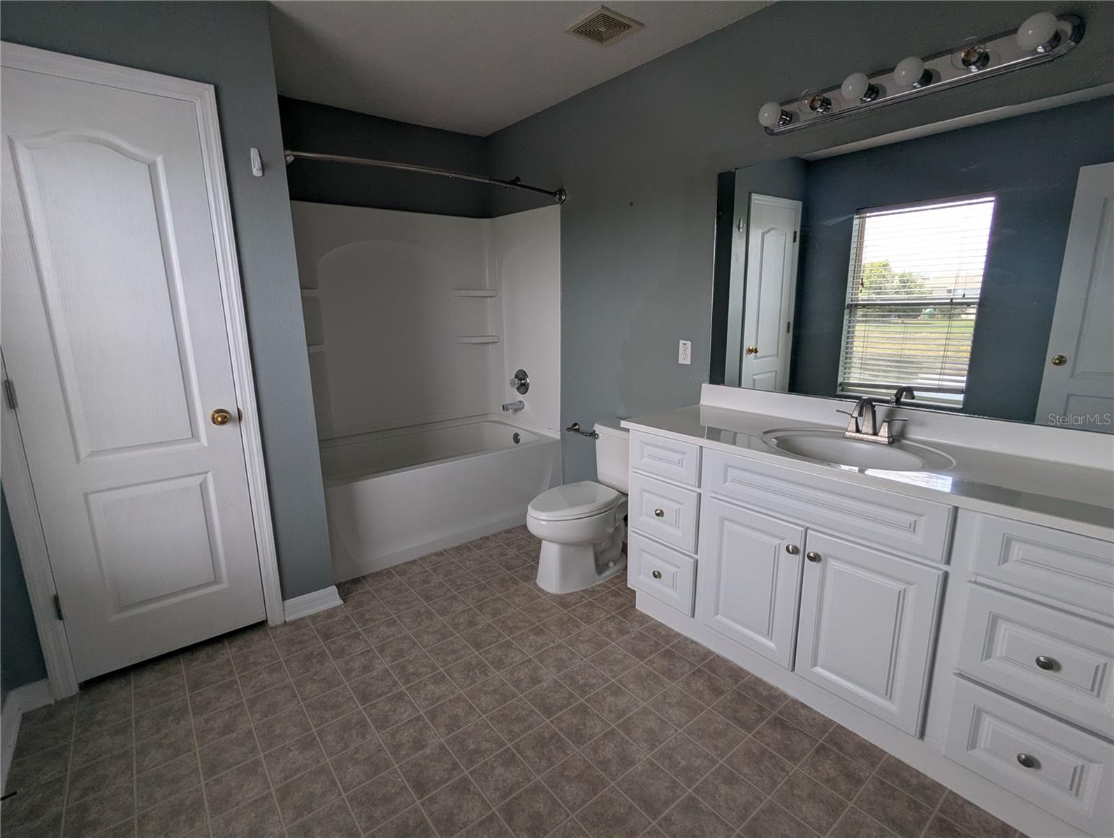Image 20 of 28 For 17527 Balmaha Drive