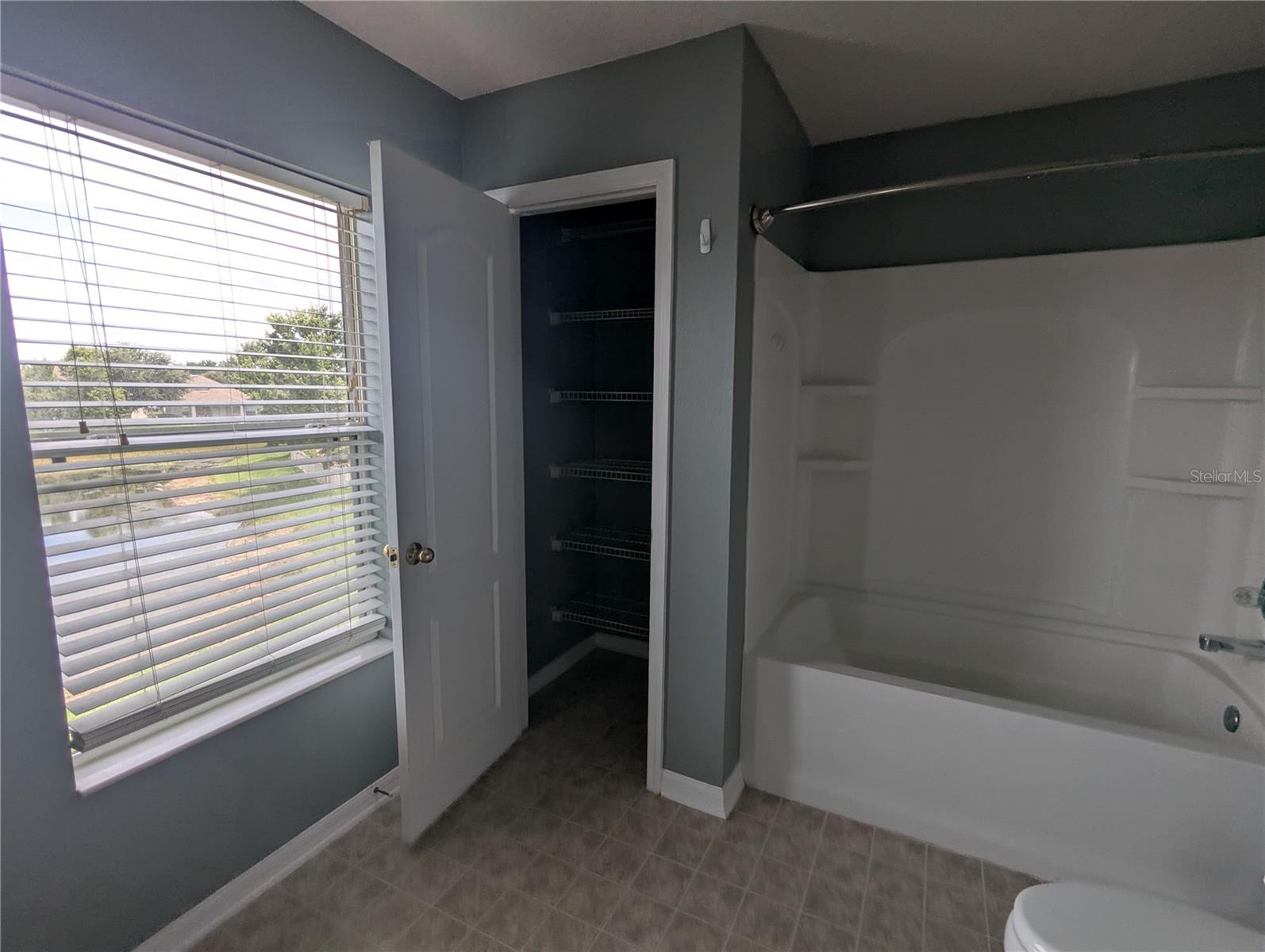 Image 21 of 28 For 17527 Balmaha Drive