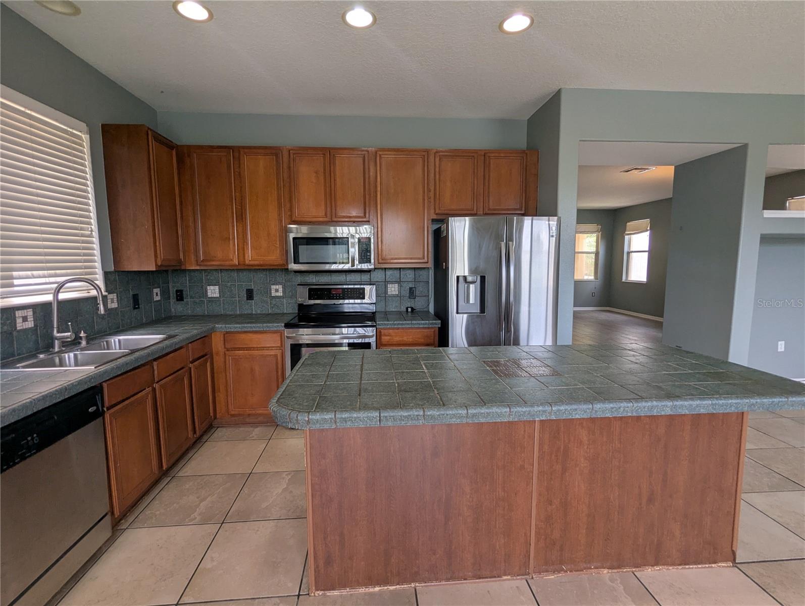 Image 8 of 28 For 17527 Balmaha Drive