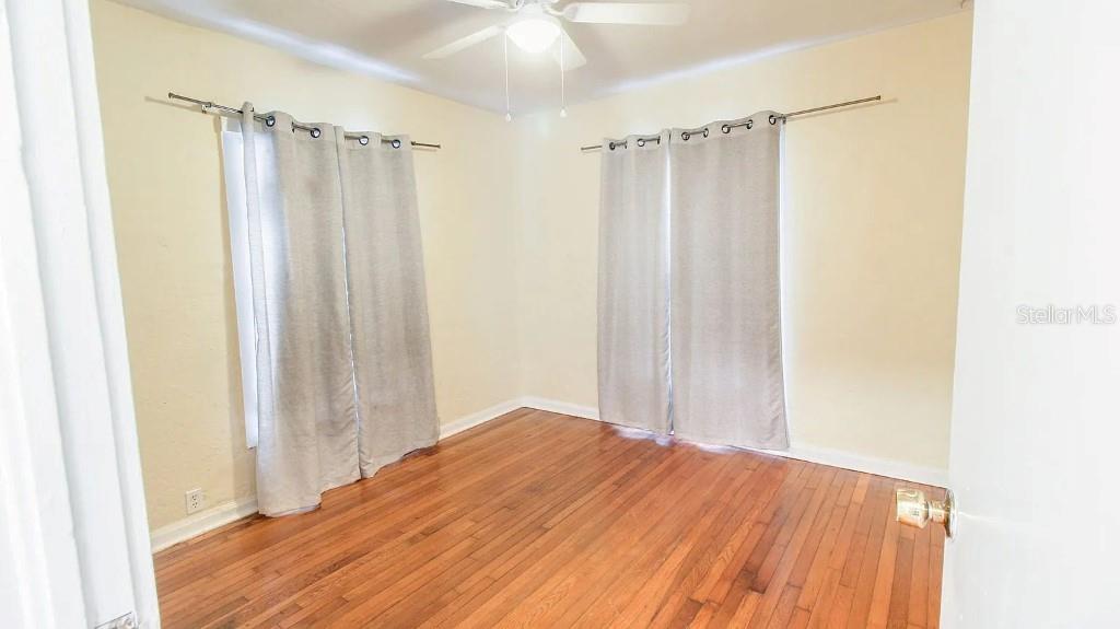 Image 12 of 18 For 423 Kaley Street