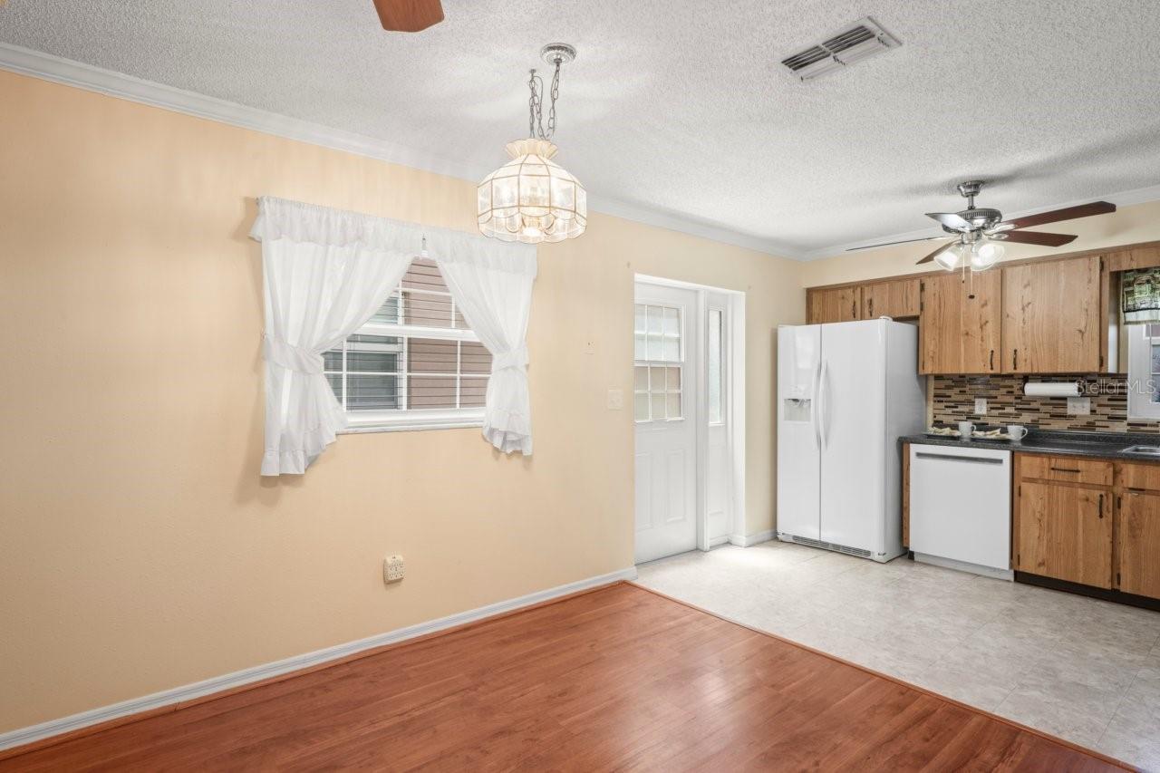 Image 7 of 41 For 6702 Dartmoor Ln  7a