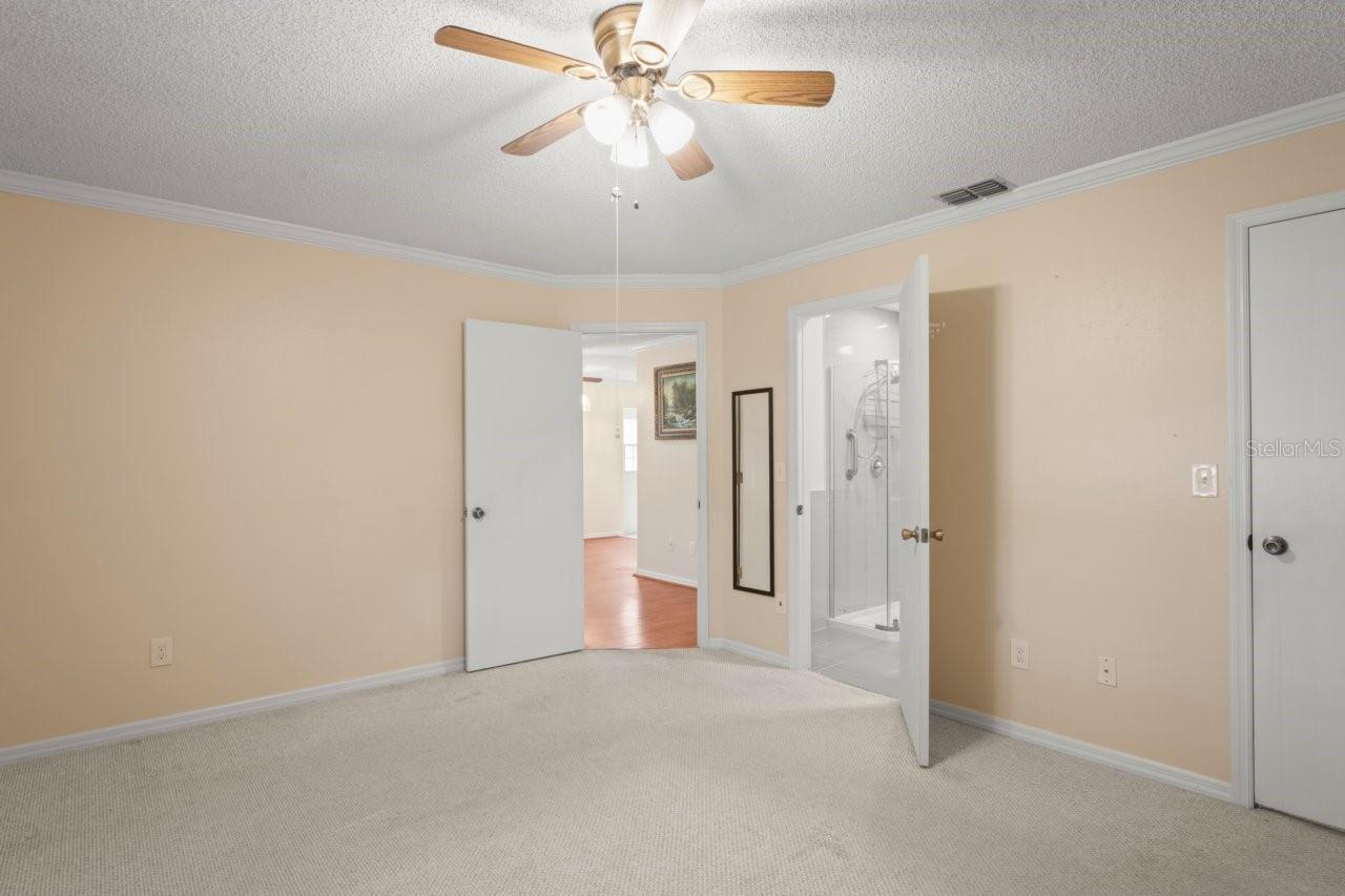 Image 9 of 41 For 6702 Dartmoor Ln  7a