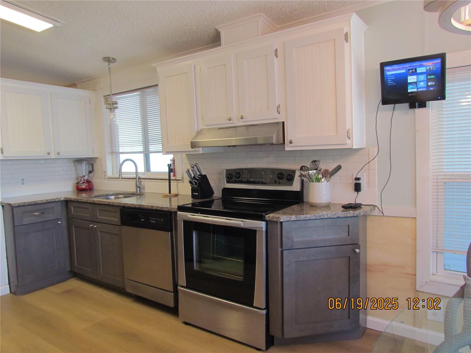Image 8 of 29 For 6412 Tower Drive