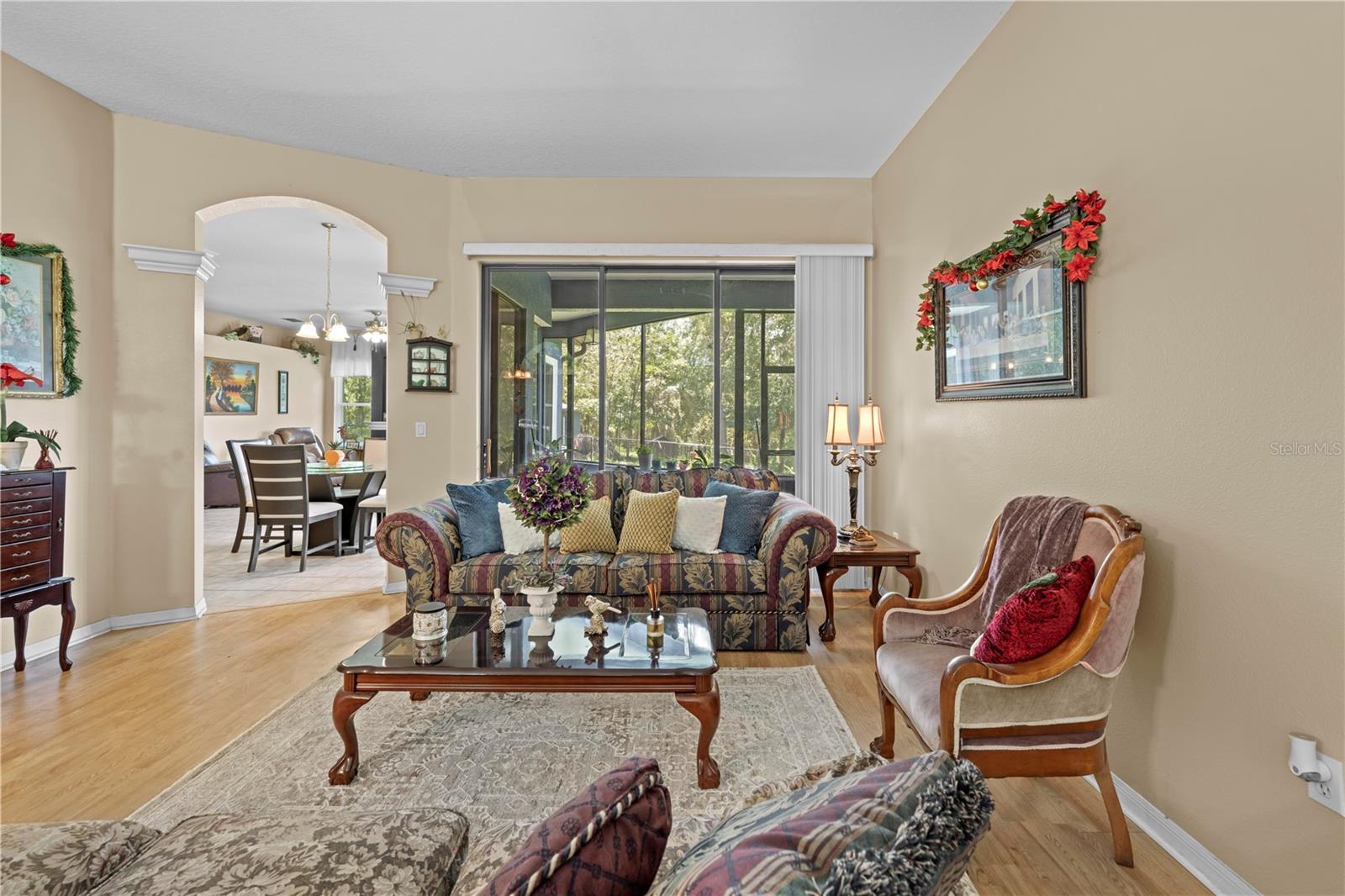 Image 11 of 66 For 22850 Skyview Circle