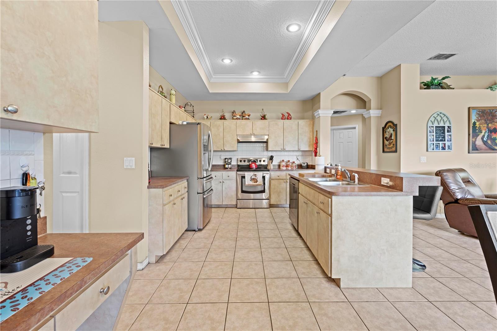 Image 30 of 66 For 22850 Skyview Circle