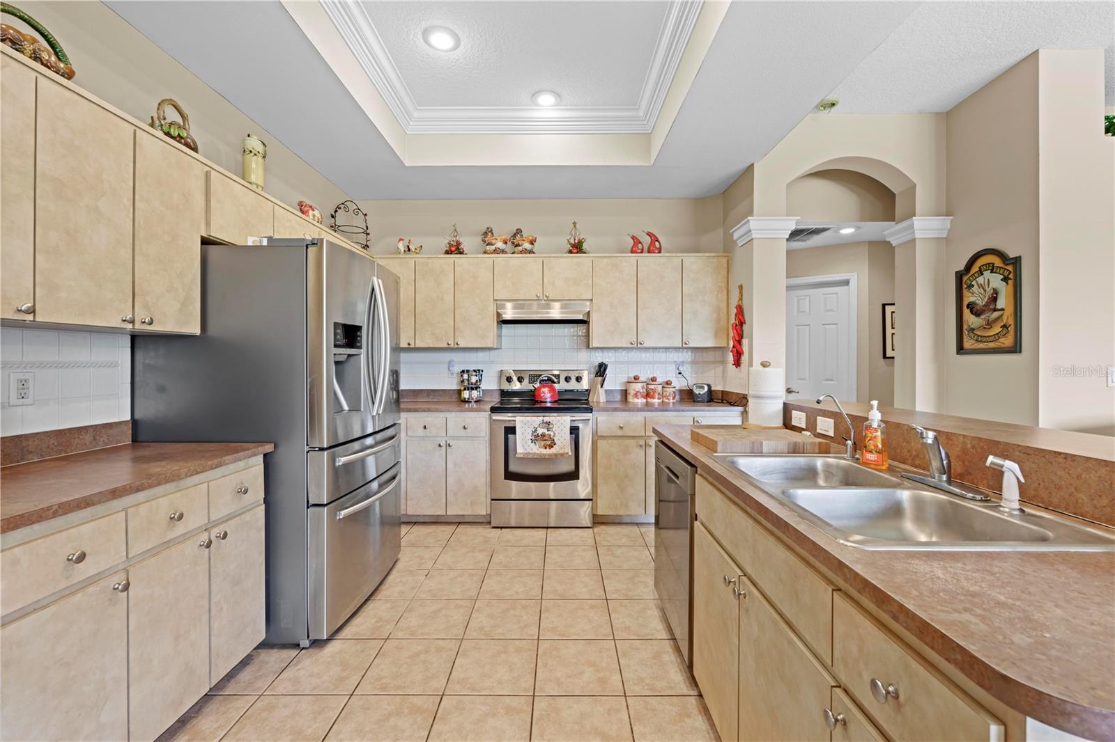 Image 31 of 66 For 22850 Skyview Circle
