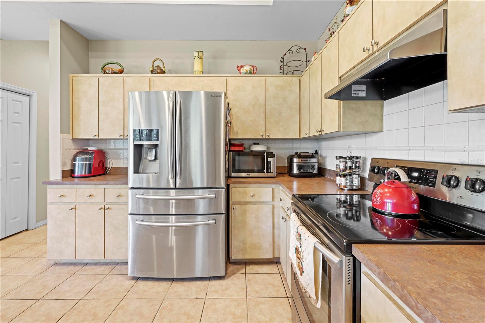 Image 38 of 66 For 22850 Skyview Circle