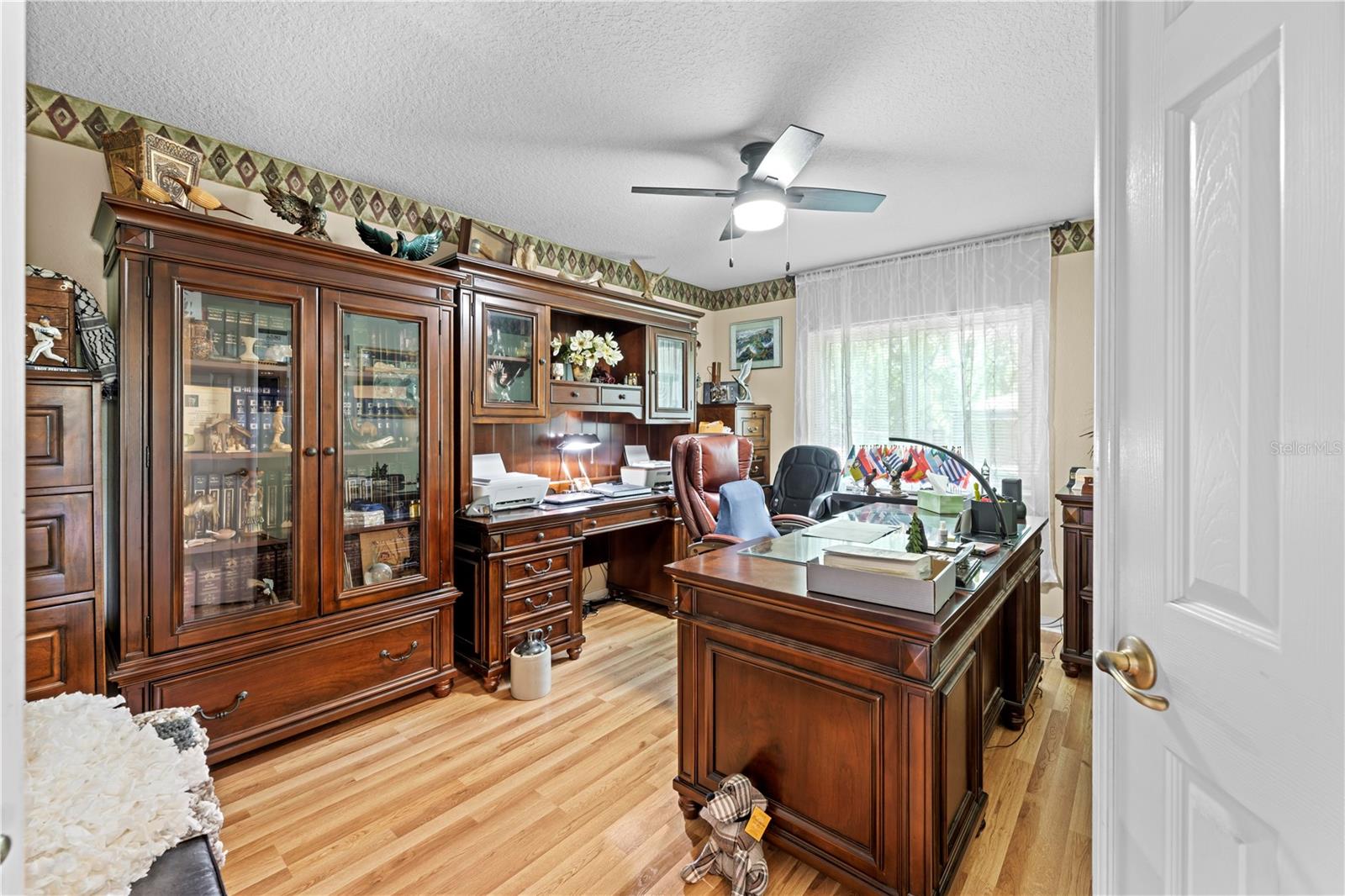 Image 48 of 66 For 22850 Skyview Circle
