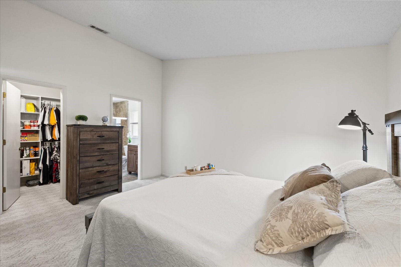 Image 33 of 45 For 11621 Pear Tree Drive