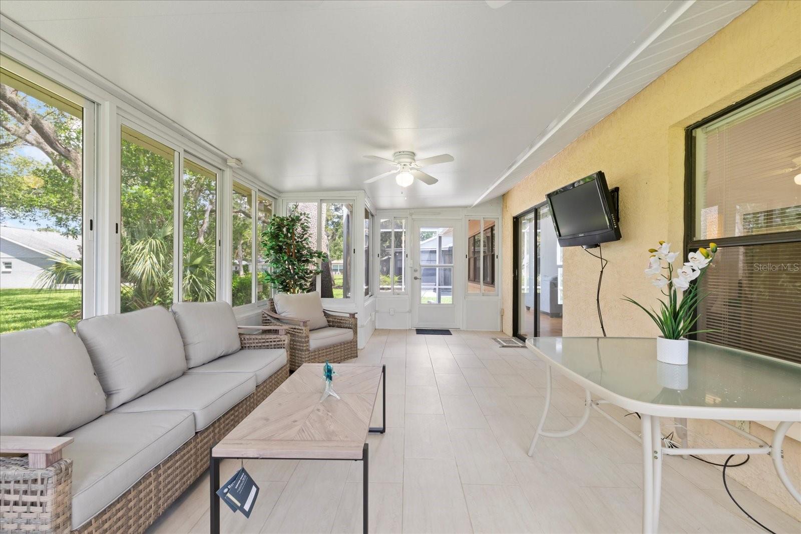 Image 4 of 45 For 11621 Pear Tree Drive