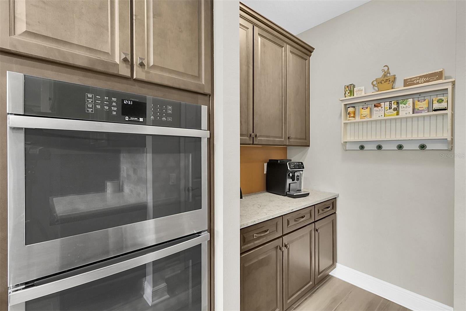 Listing photo id 9 for 11876 Ranchers Gap Drive