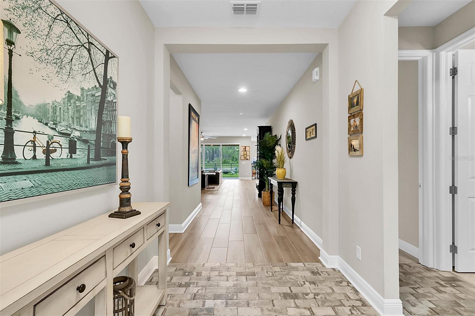 Listing photo id 1 for 11876 Ranchers Gap Drive