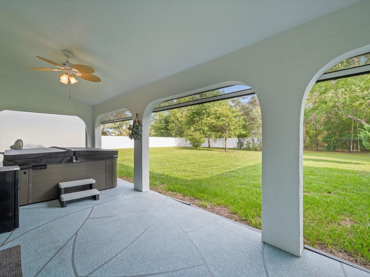 Image 43 of 70 For 15430 Oakcrest Circle