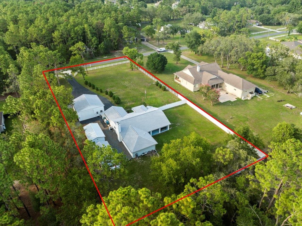Image 66 of 70 For 15430 Oakcrest Circle