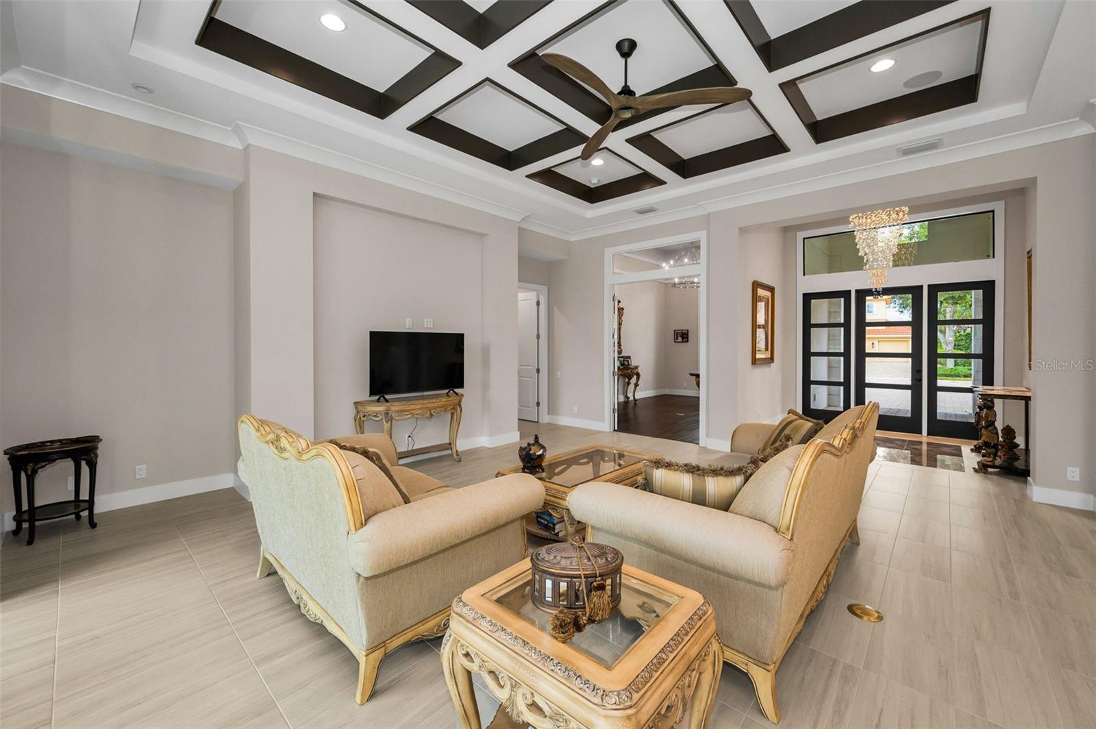 Image 12 of 97 For 9704 Milano Drive