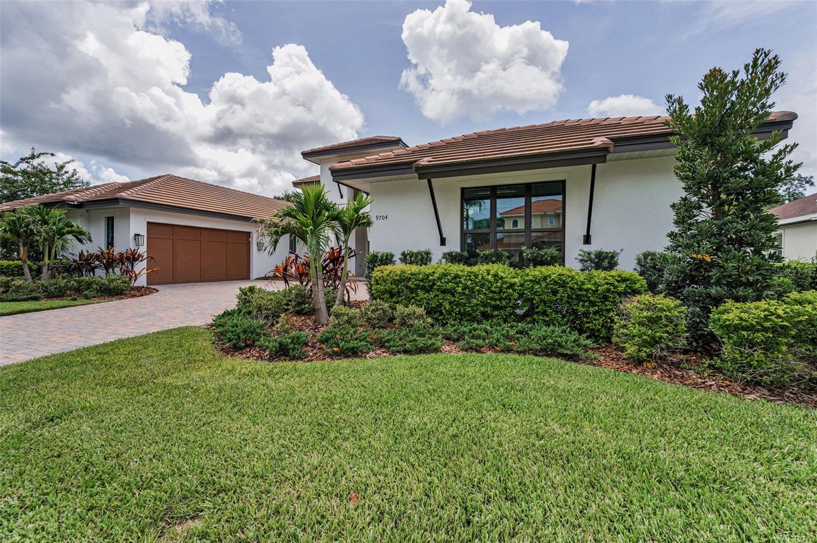 Image 76 of 97 For 9704 Milano Drive