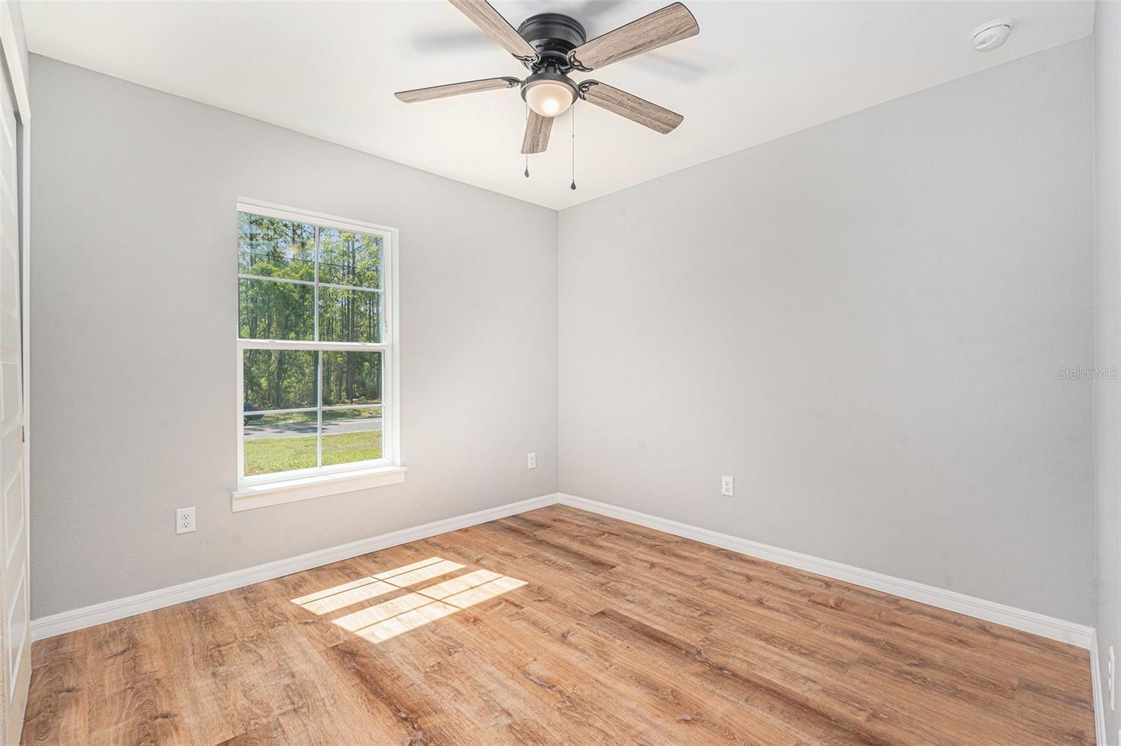 Listing photo id 20 for 7948 Santos Drive