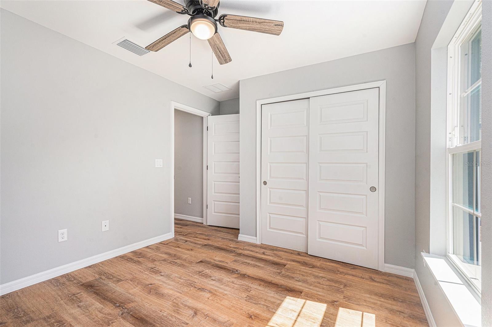 Listing photo id 21 for 7948 Santos Drive