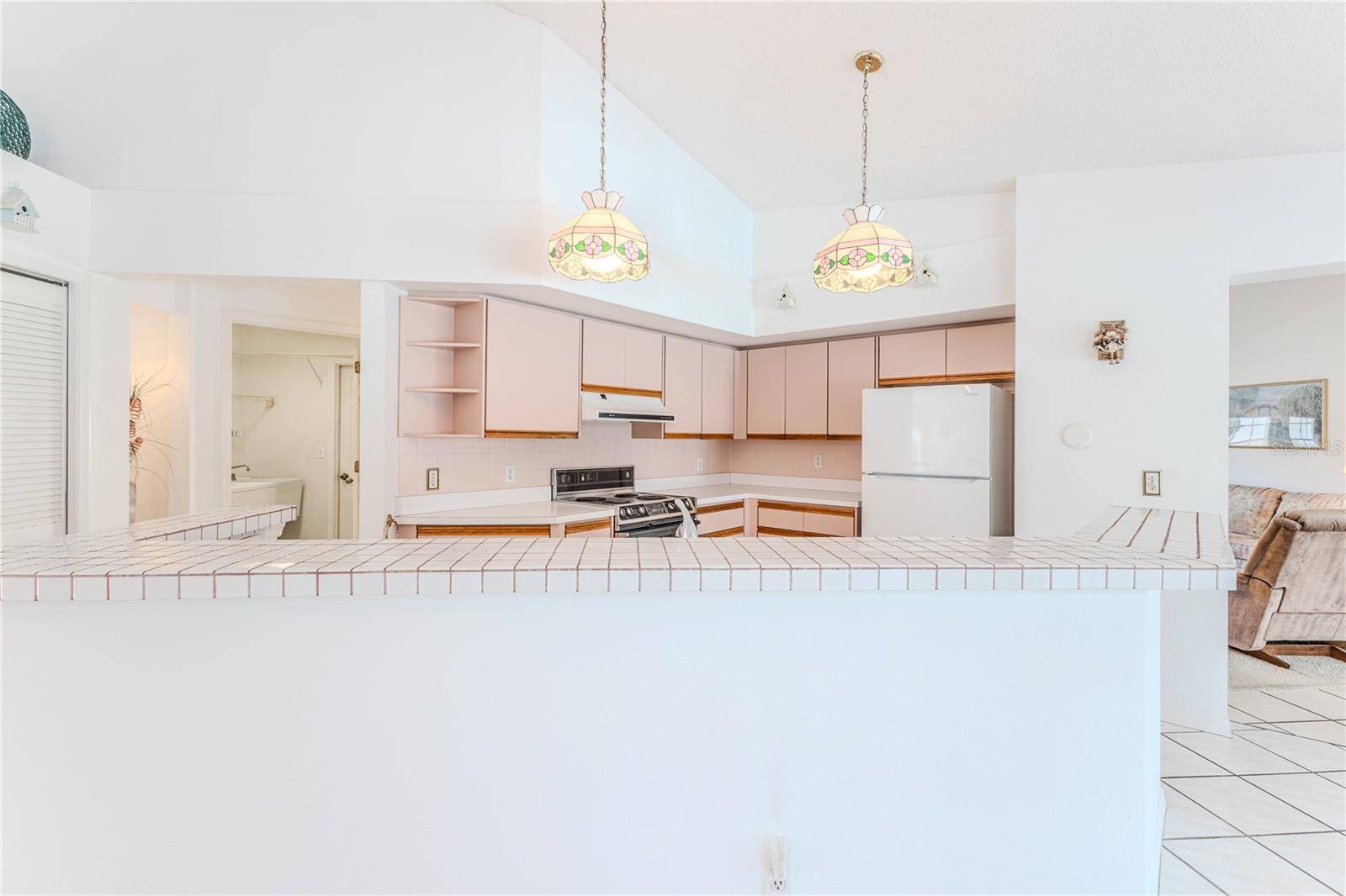 Image 19 of 53 For 10285 Rosetti Court