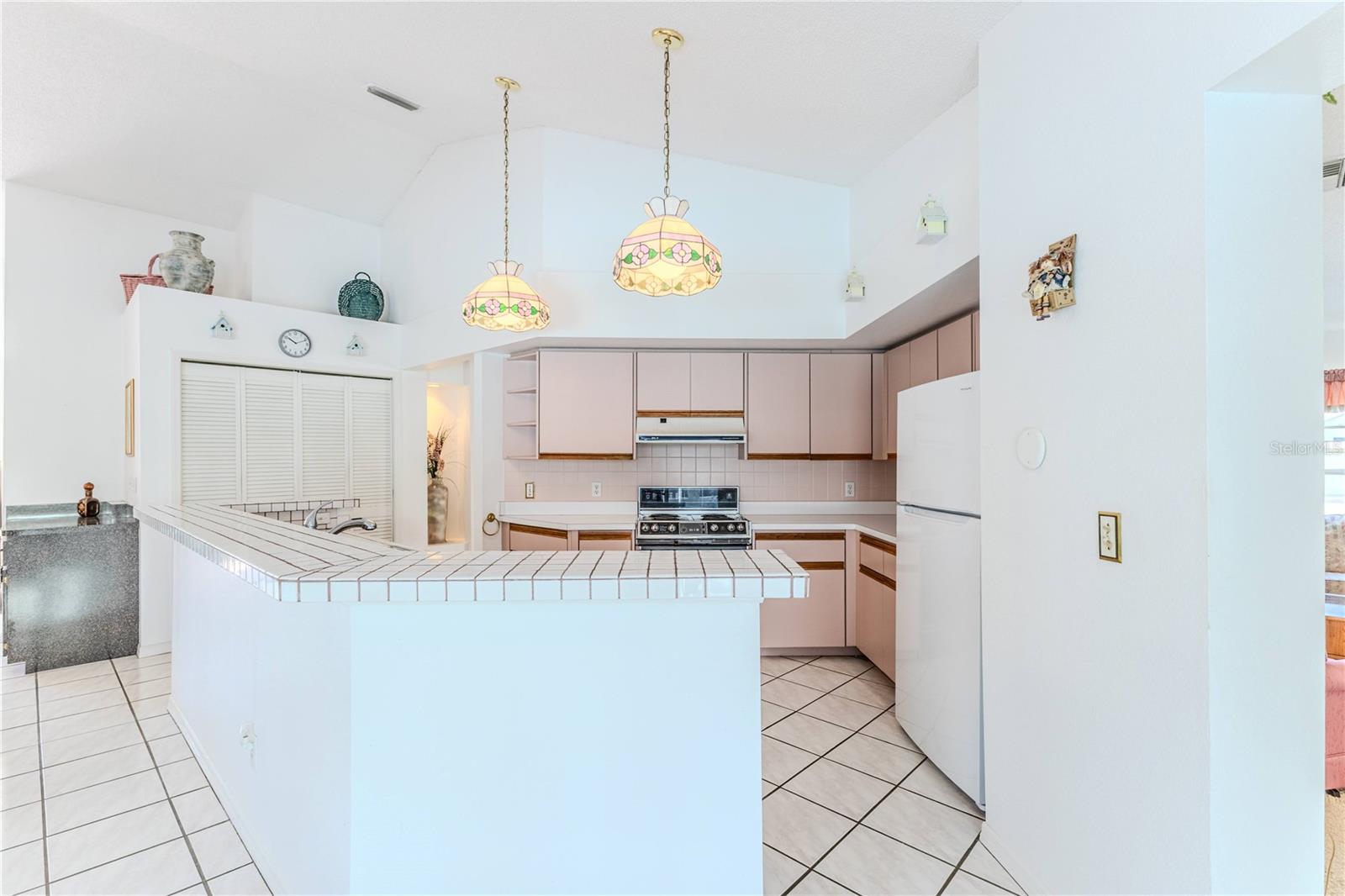Image 20 of 53 For 10285 Rosetti Court