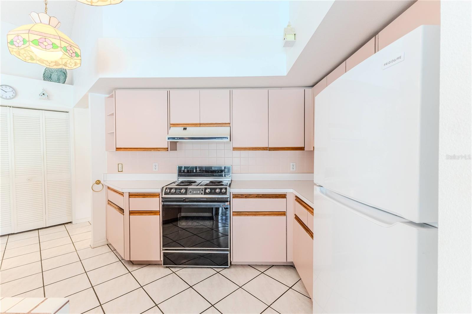 Image 21 of 53 For 10285 Rosetti Court