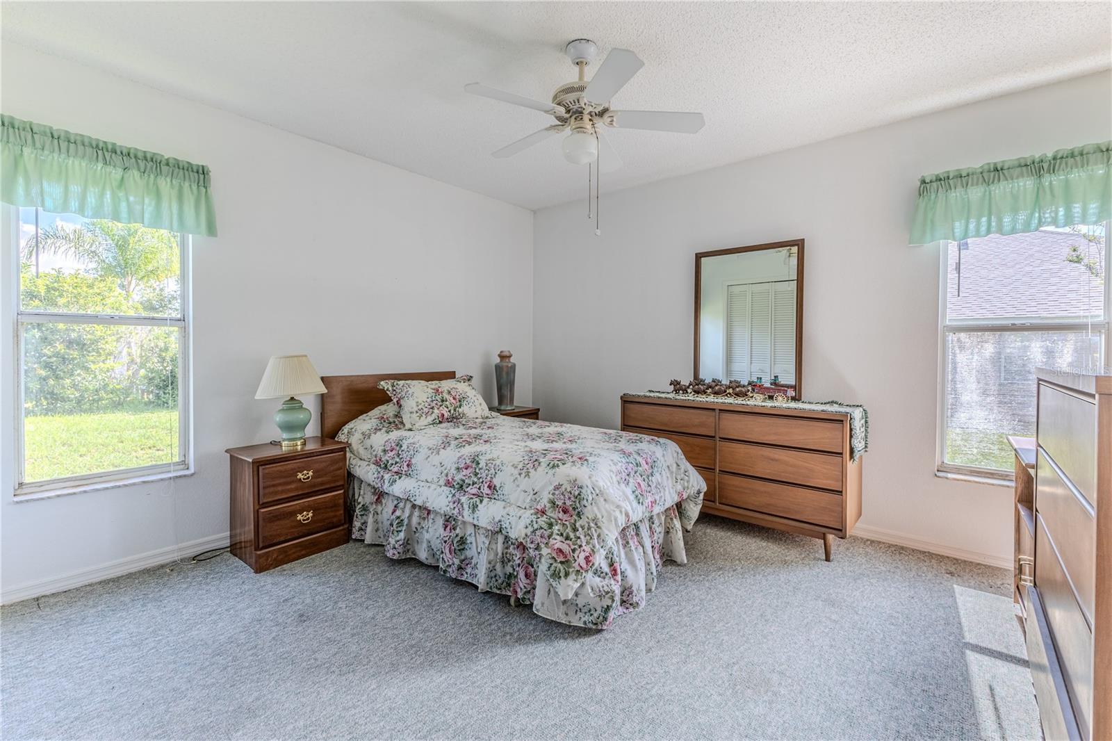 Image 38 of 53 For 10285 Rosetti Court