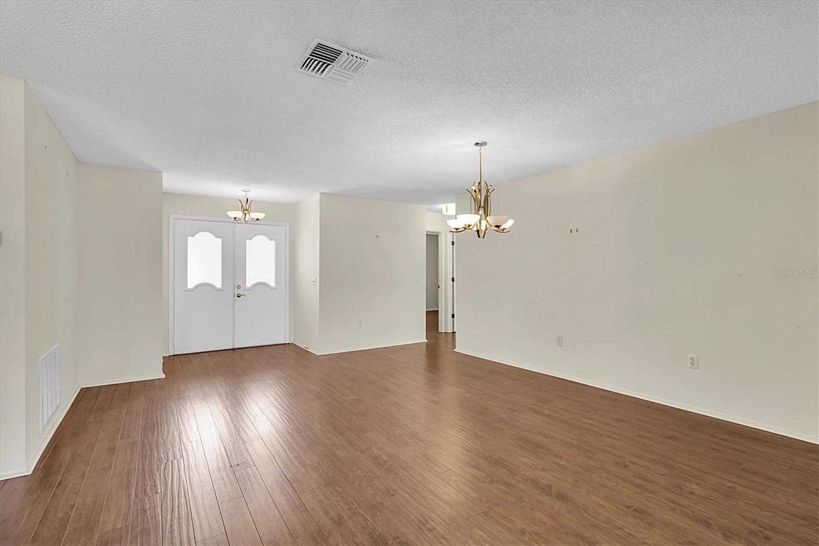 Image 7 of 60 For 9433 Stonewall Lane