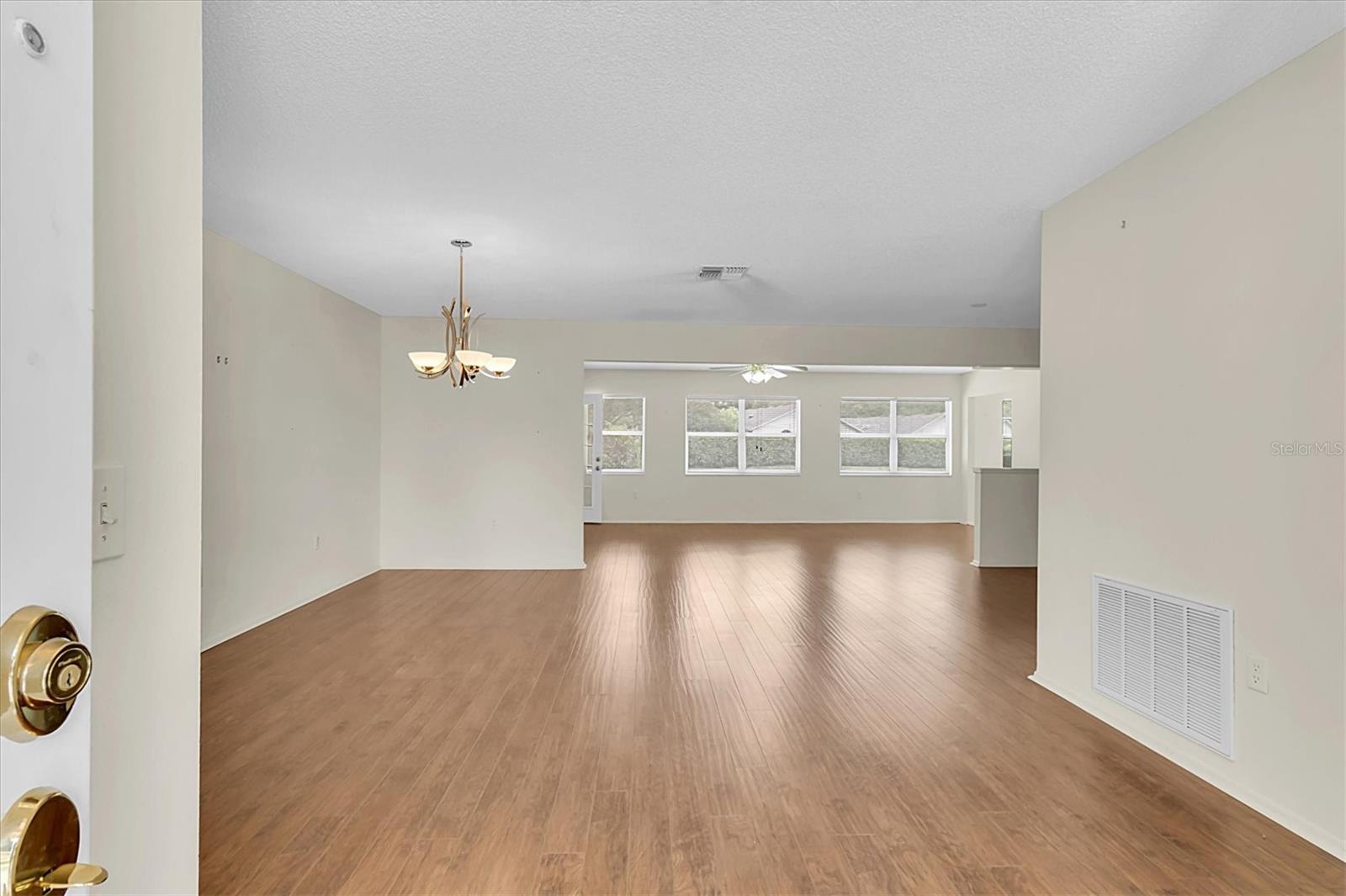 Image 8 of 60 For 9433 Stonewall Lane