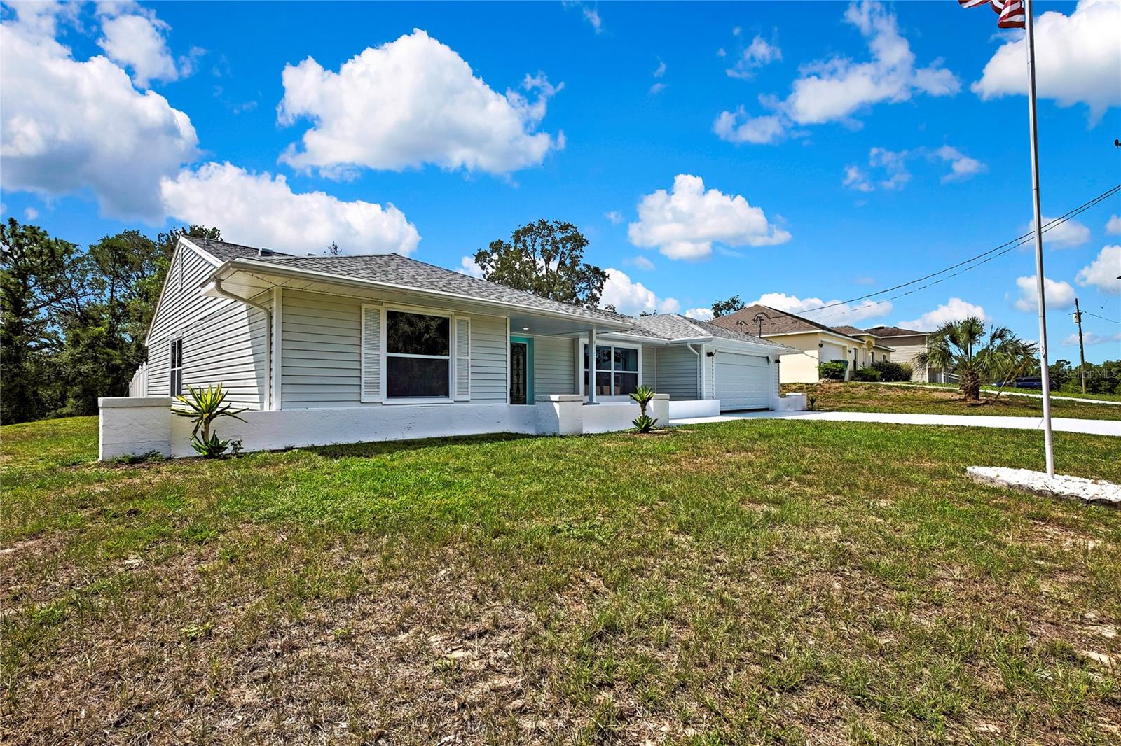 Listing photo id 1 for 4360 Talco Avenue