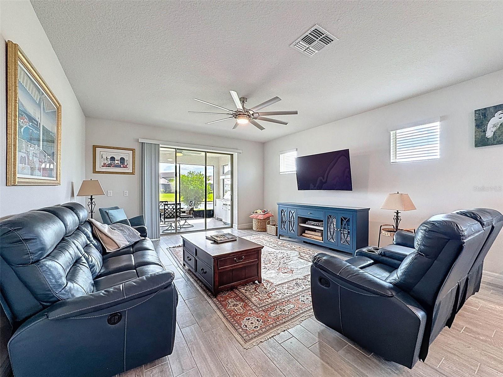Image 12 of 42 For 18743 Coastal Shore Terrace