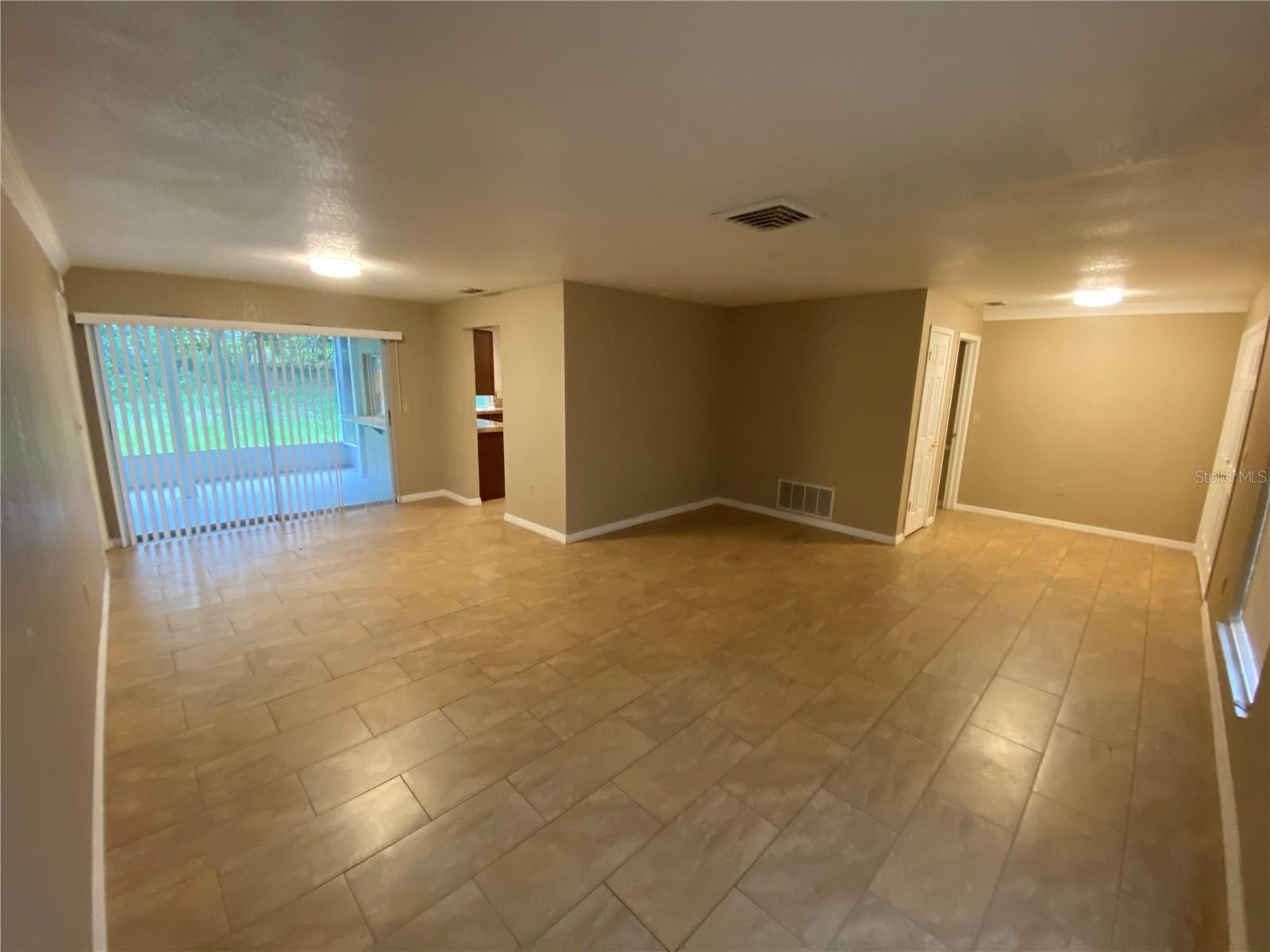 Image 12 of 39 For 1392 Piper Road