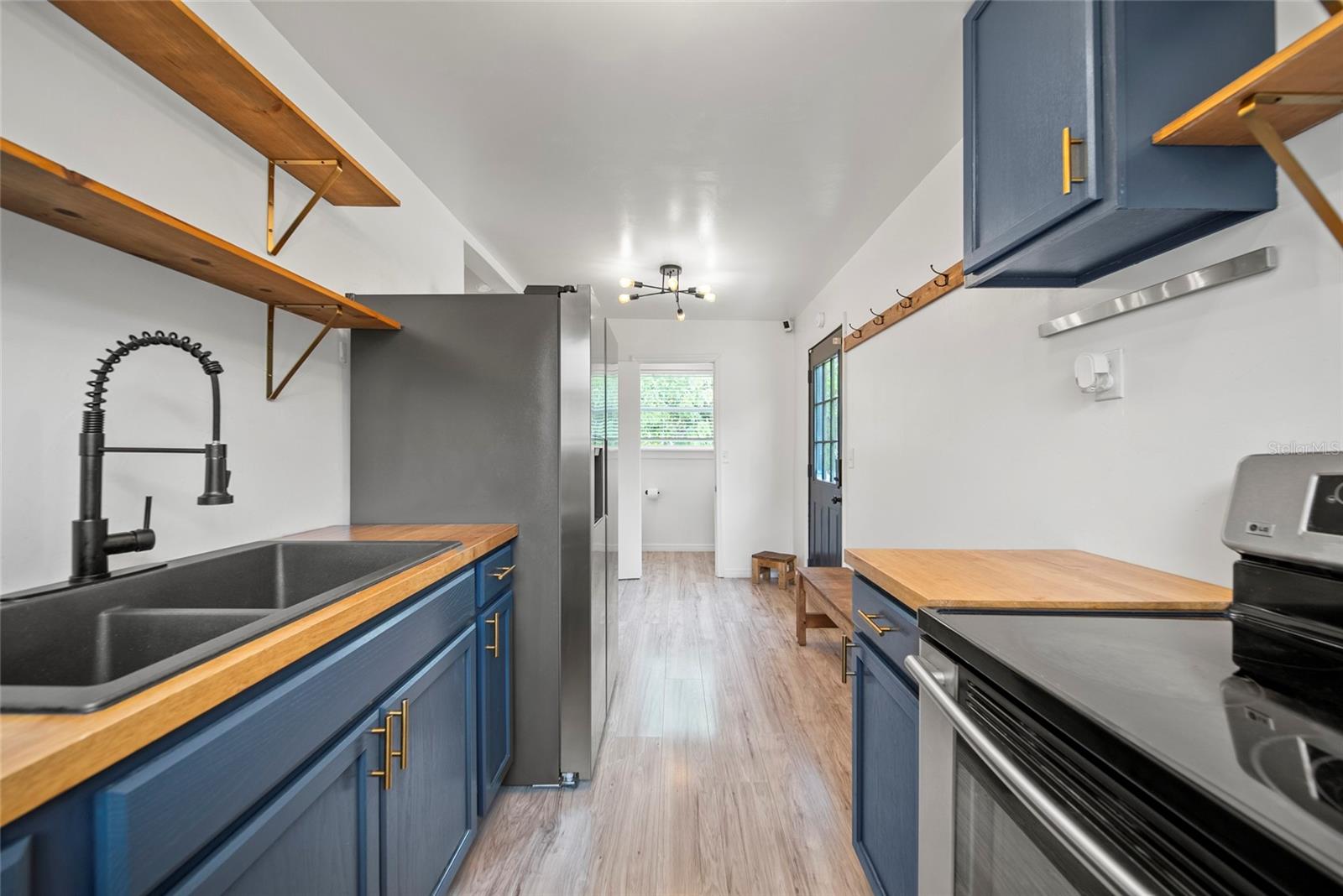 Image 10 of 22 For 4622 Paloverde Drive