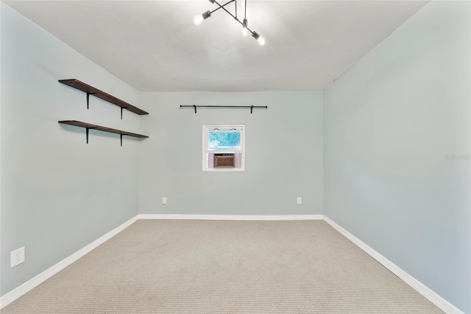 Image 14 of 22 For 4622 Paloverde Drive
