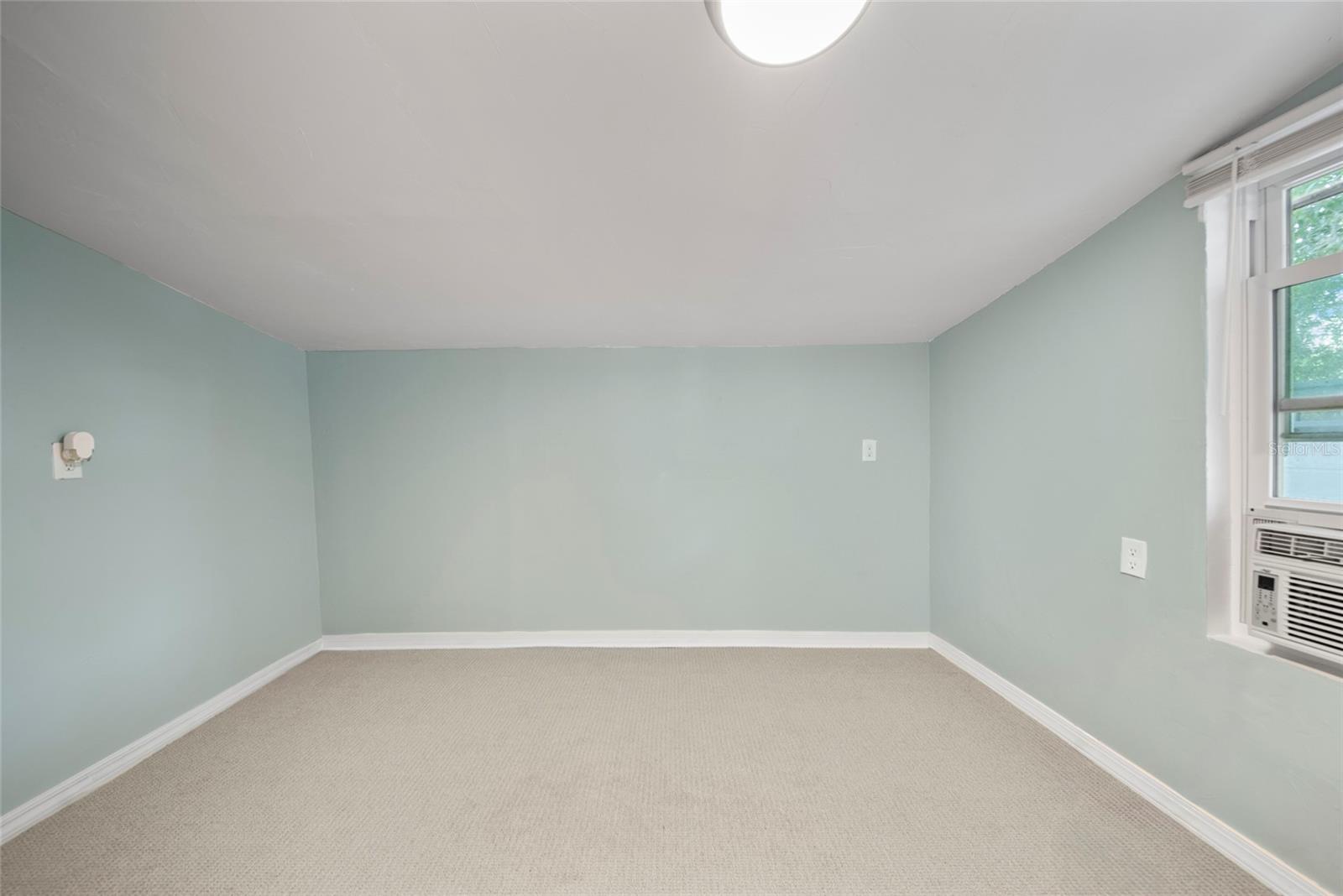 Image 19 of 22 For 4622 Paloverde Drive