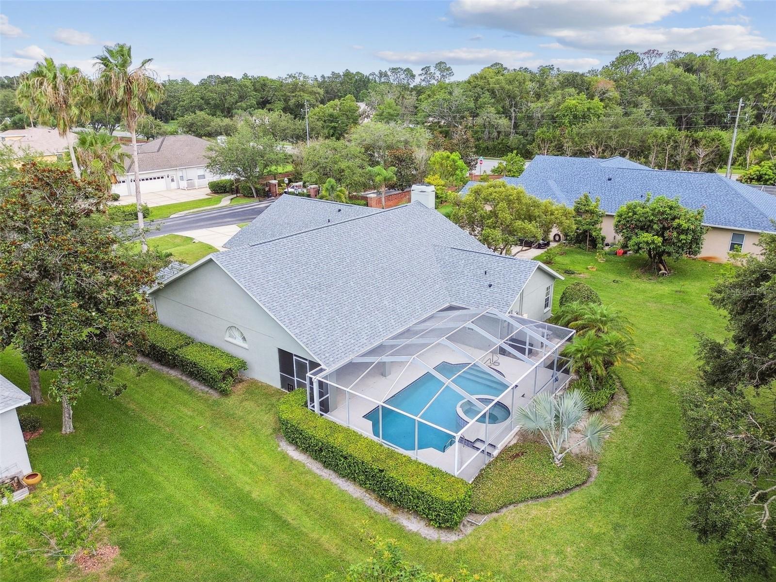 Listing photo id 36 for 2519 Shipston Avenue