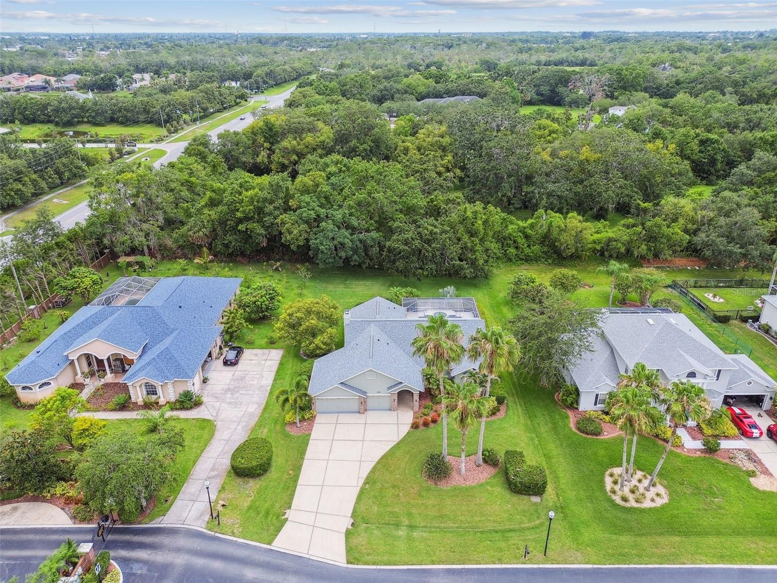 Listing photo id 38 for 2519 Shipston Avenue